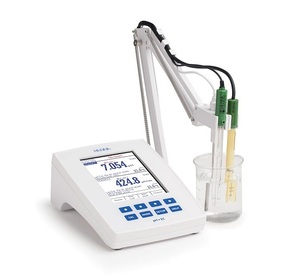 HI552102 Hanna Instruments pH ���� EC ����