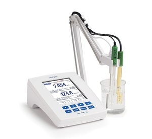 HI552202 Hanna Instruments pH ���� ISE ���� EC ����